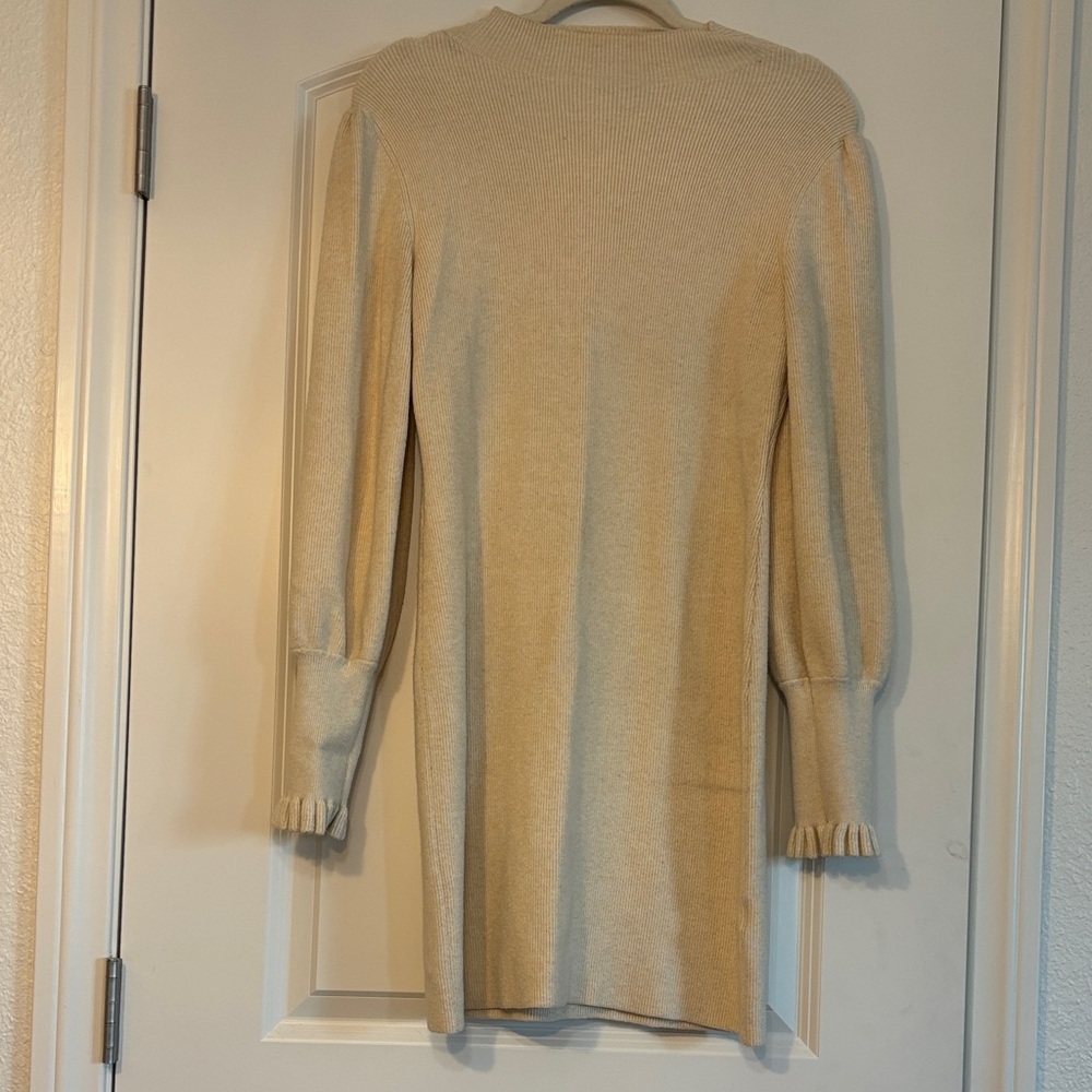 Chelsea28 Cream Long Sleeve Dress